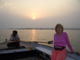 Morgendliche Bootsfahrt am Ganges
