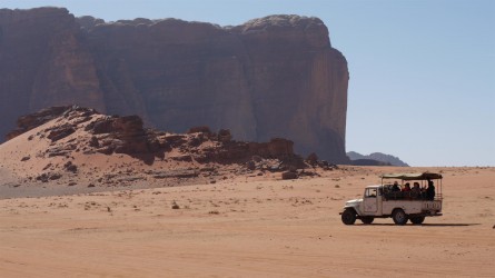 Ausfahrt ins Wadi Rum