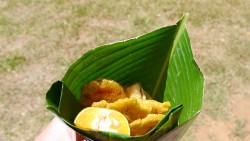 Tilapia Fisch im Bananenblatt