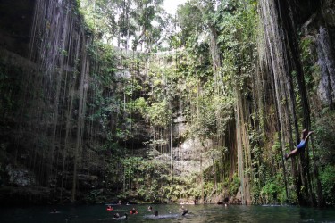 Cenote Ik Kil bei Chichén Itzá
