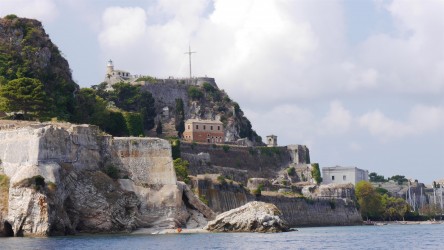 Vorbei an der Alten Festung, Kérkyra