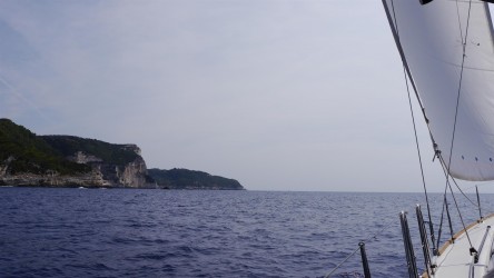 Entlang der Außenküste von Paxos