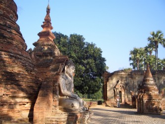 Inwa Pagoda field Inwa Pagodenfeld