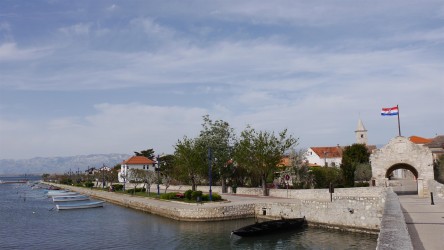 Alte Steinbrücke, Nin