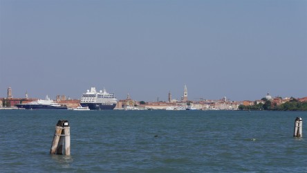 Durch die Lagune von Venedig