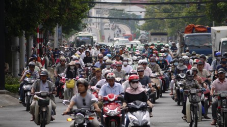 Jede Menge Scooter, Saigon