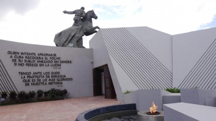Placa de la Révolucion, Santiago de Cuba