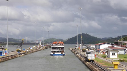 Ausfahrt Miraflores Schleusen