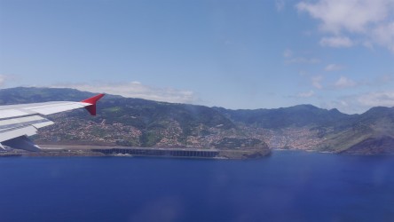 Landebahn auf Stelzen, Funchal