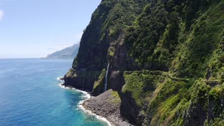 Küstenstraße nach Porto Moniz