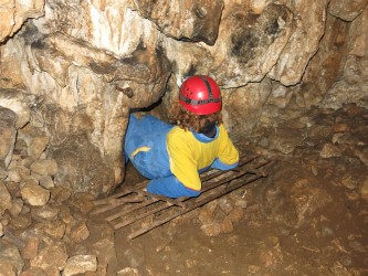Einstieg in die Höhle - © Detlef
