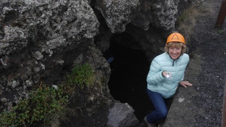 Besuch einer Lavahöhle