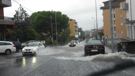 Starkregen, Tremestieri Etneo