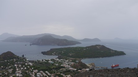 Ausblick vom Kraterrand, Vulcano