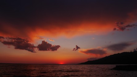 Welch Sonnenuntergang beim Velebitski Kanal