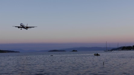 Landeanflug, Bucht von Skiathos