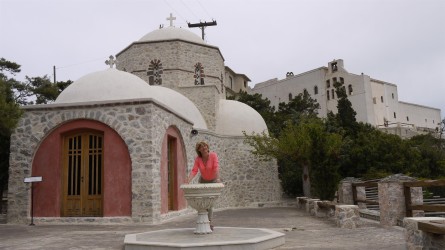 Agios Nektarios Kirche am Profitis Ilias Berg