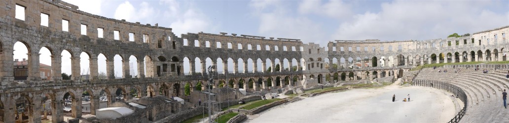 Amphitheater, Pula