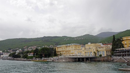 Prunktbauten vergangender Zeiten, Opatija