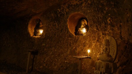 Höhle, Hase-dera Tempel