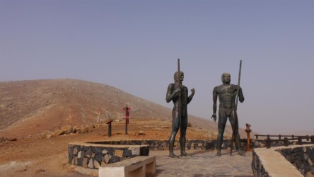 Skulpturen am Mirador Corrales de Guize