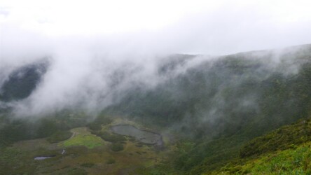 Blick in die Caldeira do Faial