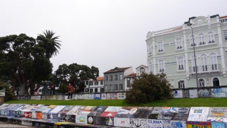 Segler-Graffiti, Hafen von Horta