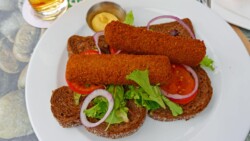 Broodje Kroket - Fleischkroketten auf Brot
