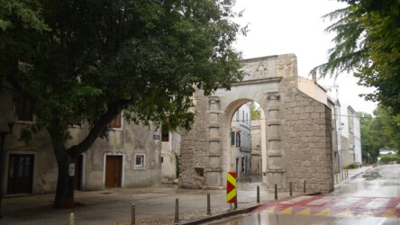 Stadttor, Cres Stadt