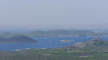 Ausblick auf Küste & Inseln