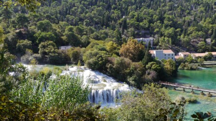 unterste Fälle und Wasserkraftwerk