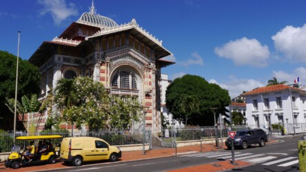 Bibliothèque Schœlcher, Fort-de-France