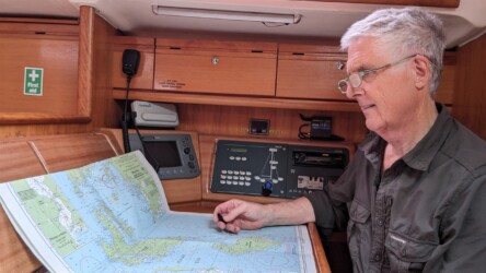 Skipper am Navigationsplatz