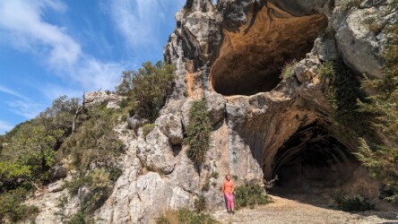 Damianos Höhlen, Agalas