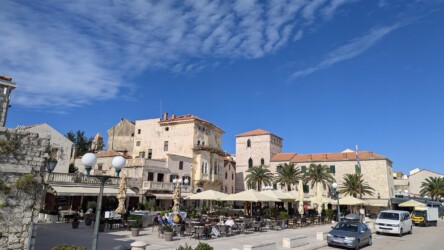 Rab Stadt Uferpromenade