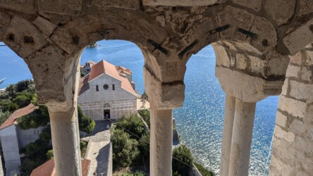 am Turm der Kathedrale