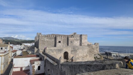 Castillo de Guzmán el Bueno
