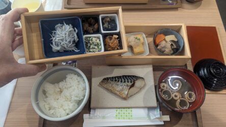 Japanisches Frühstück im Hotel