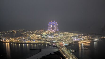 Abu Dhabi bei Nacht